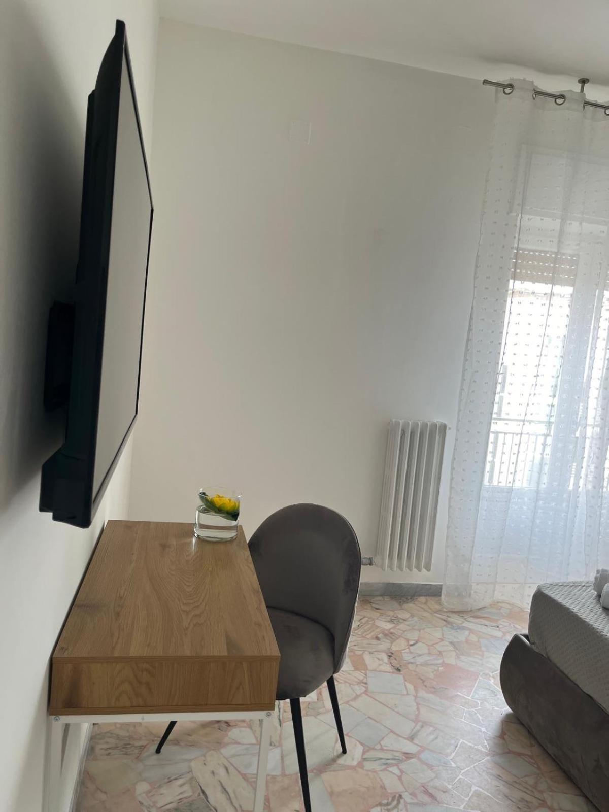 Labanca'S Comfort Rooms Matera Bagian luar foto