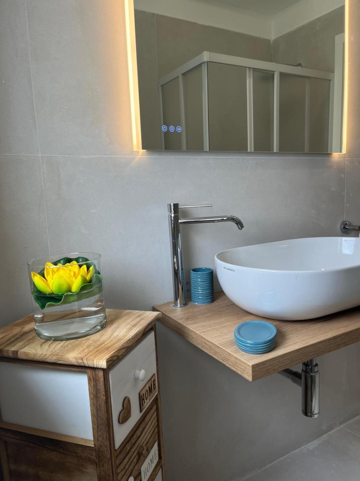 Labanca'S Comfort Rooms Matera Bagian luar foto